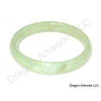 Green Jade Bangle of Mysterious Beauty